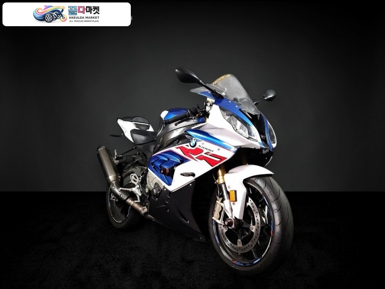 BMW S 1000 RR 2017년식 [BMW 공식모델] S1000RR ABS PRO 슈퍼 스포츠 - 정품 아크라포빅 풀배기 구변완료 - 무사고 관리잘된 깔끔한 홈서비스 중고매물 - 정직한 최고가 대차 및 매입을 도와드립니다.