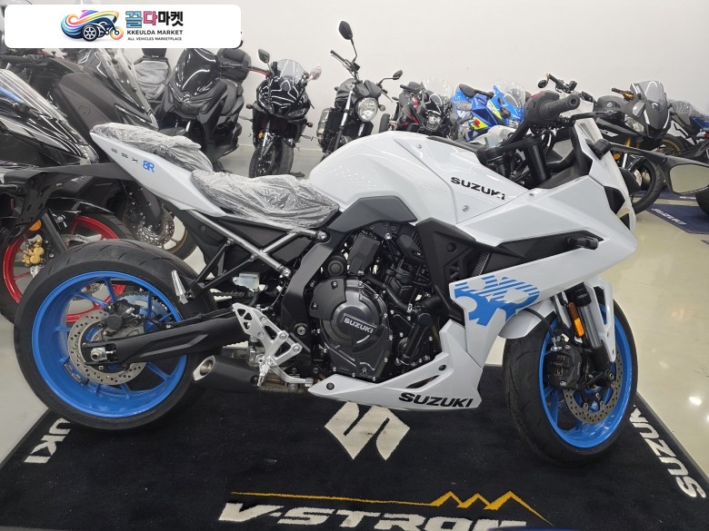 스즈끼 GSX 8 R 2026년식 -진주신평오토바이-  -스즈키 GSX-8R-   -2026년식 신차-