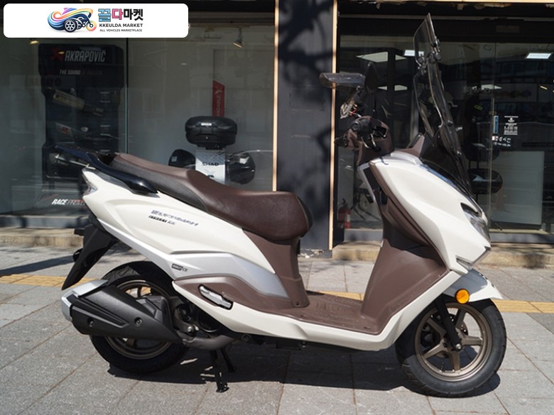 스즈끼 버그만 스트리트 125 EX 2024년식 [복지모터스]  주행거리 28022km  / 옵션 / 대차 카드가능