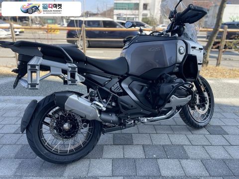 BMW R 1300 GS 어드벤쳐 2026년식 BMW R1300GS ADV 2026년식 신차급 차량 판매합니다.