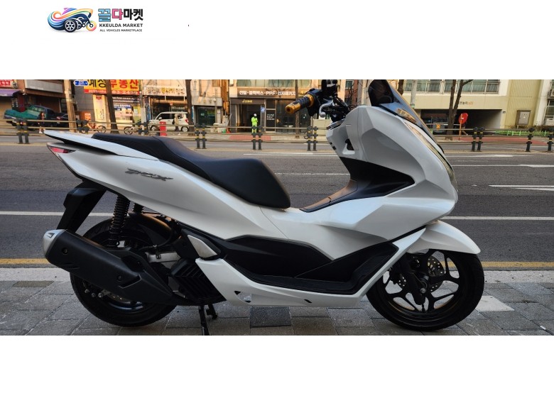 혼다 PCX 125 ABS 2022년식 PCX125 ABS 적은운행수 상태A급 정비완료 저렴하게분양합니다.