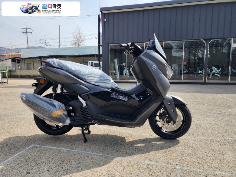 야마하 N 맥스 125 2026년식 [신차]YAMAHA 야마하 2026년 NMAX125 컴팩트해진 새로운 차체와 강력한 듀얼 아이 헤드라이트