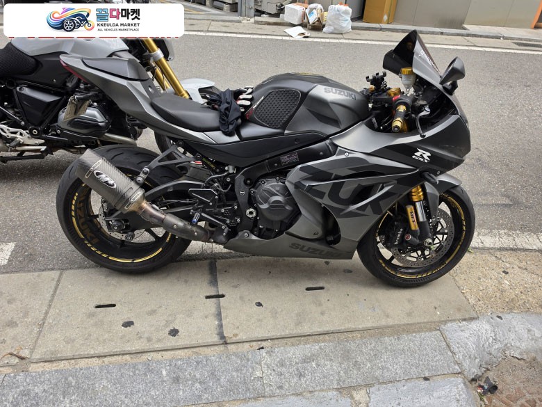 스즈끼 GSX R 1000 R ABS 2019년식 r1000r abs 19년식 팝니다.