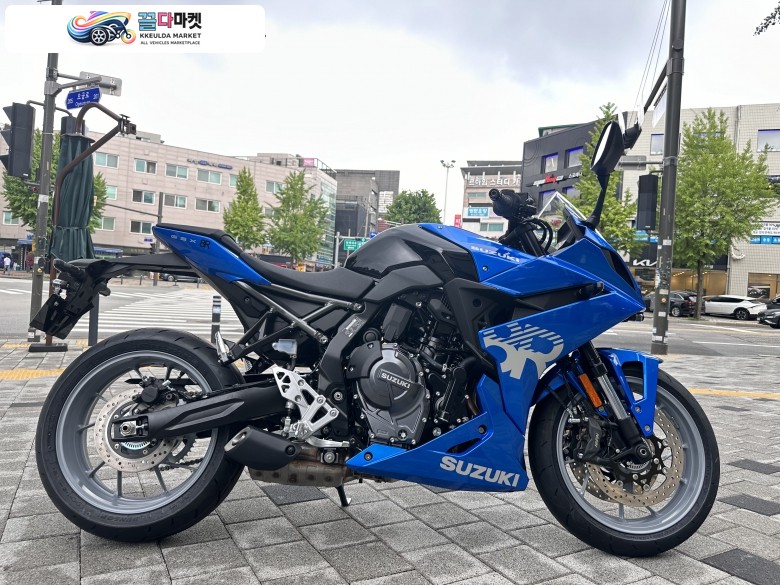 스즈끼 GSX 8 R 2025년식 매입대차합니다//카드12~16개월 무이자할부가능!//롯데카드 4%저금리 60개월 할부//신한마이카,하나오토론,KB매직카5%대 120개월 할부!!