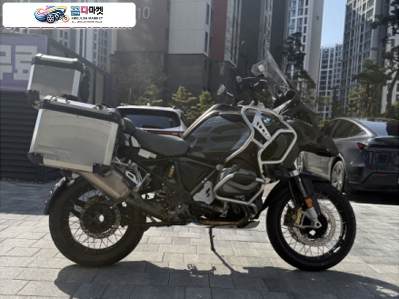 BMW R 1250 GS 어드벤처 2020년식 BMW 1250 20년식 낮은주행거리 판매합니다.