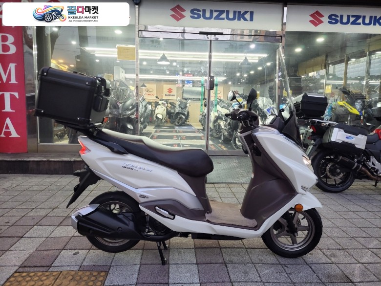스즈끼 버그만 스트리트 125 EX 2024년식 스즈키 부산동구점 / 무이자 국민12회.삼성.하나.현대 24-36회