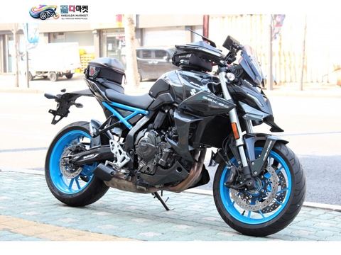 스즈끼 GSX 8 S 2024년식 중고오토바이매입 전문 / 스즈키 GSX 8S 옵션 다수 카본 데칼 점검 완료 판매 / 대차 환영 / 무이자 카드 및 할부