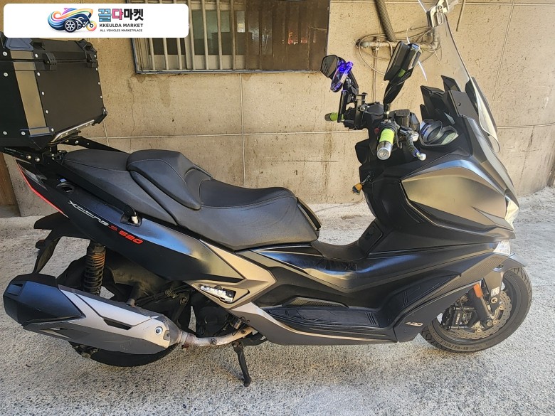 킴코 익사이팅 S 400 2022년식 익사이팅 s400. 팝니다