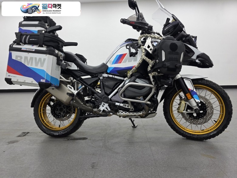 BMW R 1250 GS 어드벤처 2022년식 BMW R1250 GS 어드벤처 풀 옵션차량.