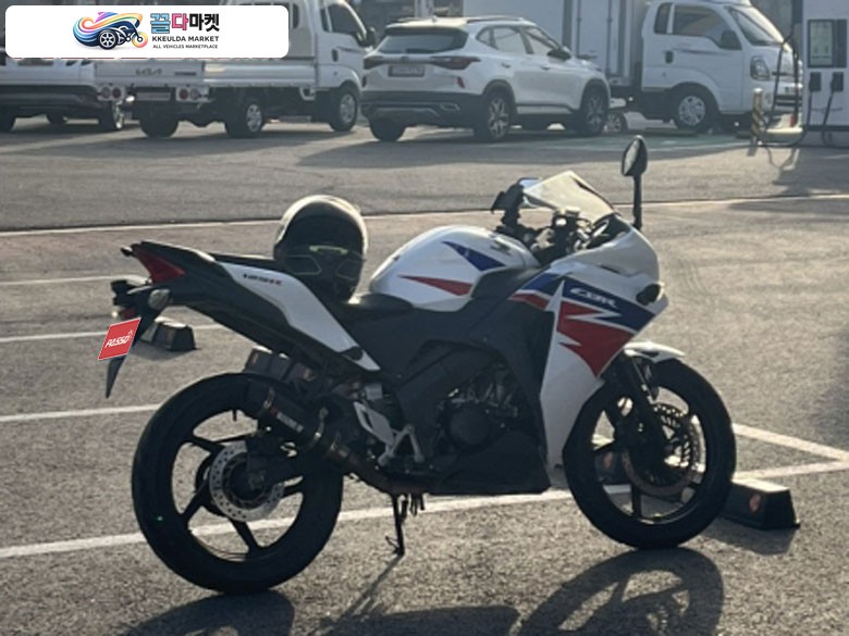 혼다 CBR 125 R 2016년식 cbr125r 16년식
