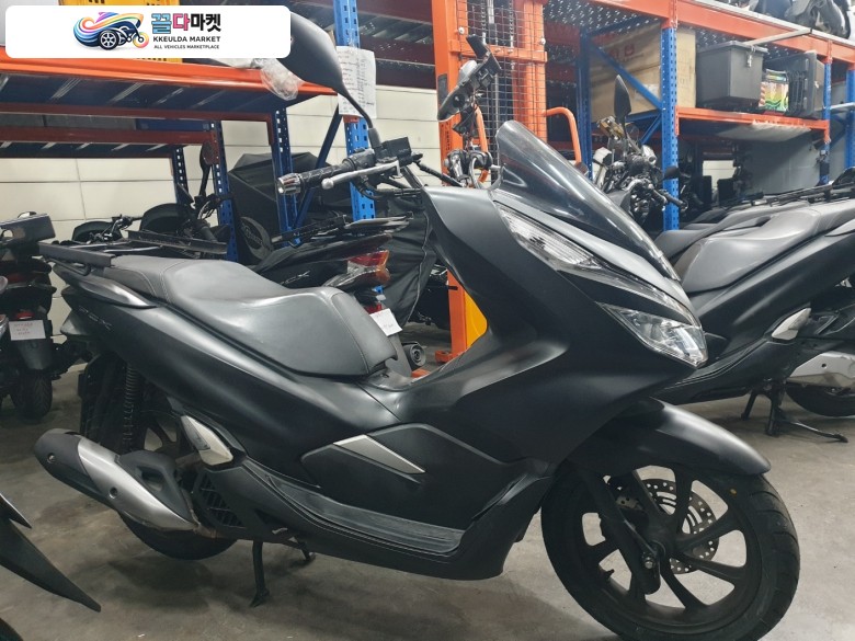 혼다 PCX 125 FI 2020년식 ▶▷드라이브애드/DC-082/ 혼다 / PCX /20년식/ 2만km(메다 교체) /중고 오토바이 판매◁◀