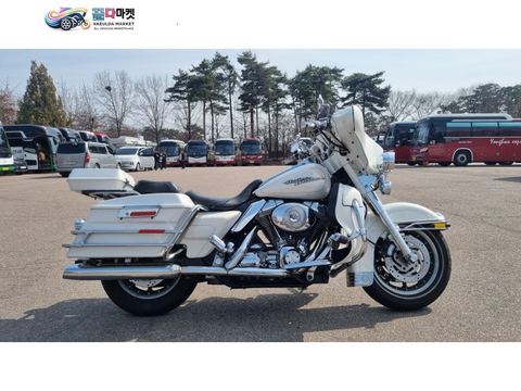 할리데이비슨 일렉트라 글라이드 2005년식 불하차아님니다.민수용 보냅니다.