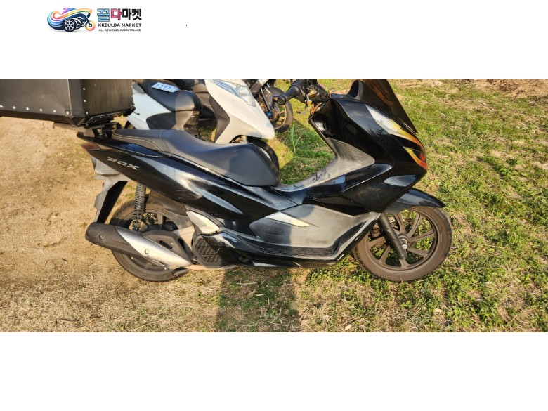 혼다 PCX 125 ABS 2020년식 혼다 PCX125 2020년식 ABS 스마트키 3만9천 오토바이