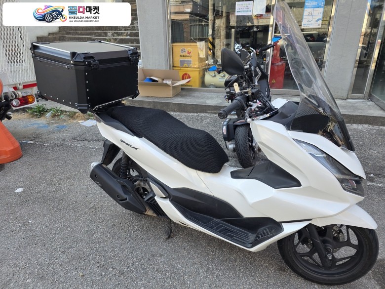 혼다 PCX 125 ABS 2023년식 2023년식 pcx125 판매합니다.