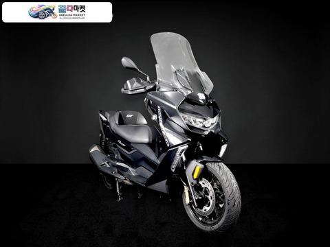 BMW C 400 GT 2023년식 [BMW 공식모델] C400GT 럭셔리 투어링 - 무사고 관리잘된 중고매물 - 정직한 매입과 최고가 대차를 도와드립니다.