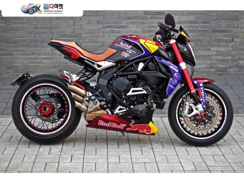 MV-아구스타 드랙스터 800 RR 2015년식 2015 아구스타 드랙스터800RR 판매합니다  ​