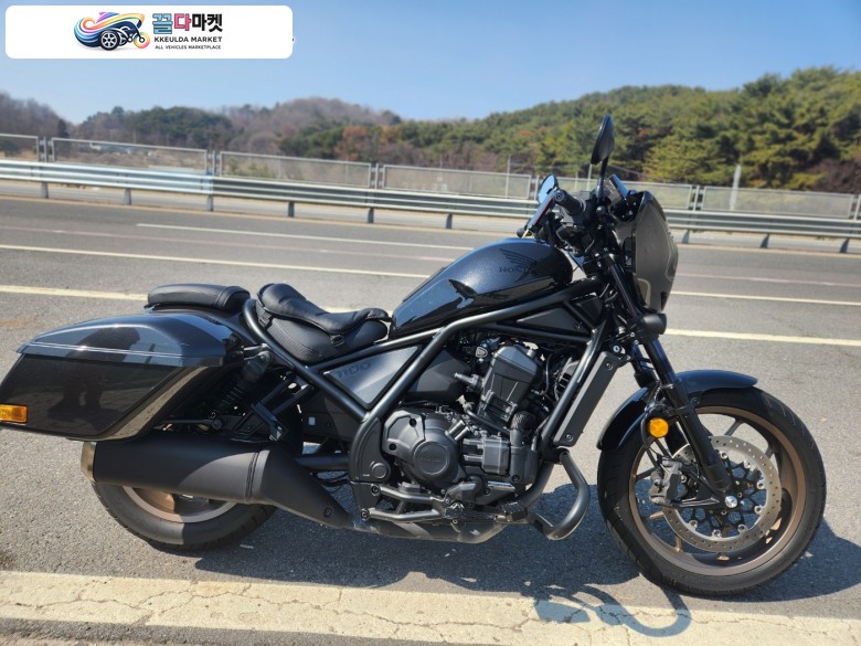 혼다 레블 1100 SE DCT 2024년식 레블1100 dct 매매합니다.