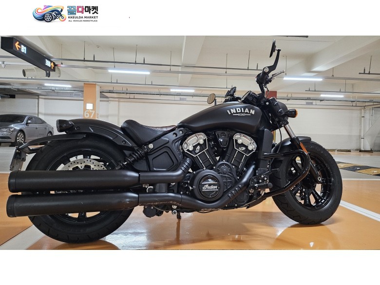 인디안모터사이클 스카우트 바버 2021년식 인디언 스카우트바버 21년식 14,900km 무광검정 판매