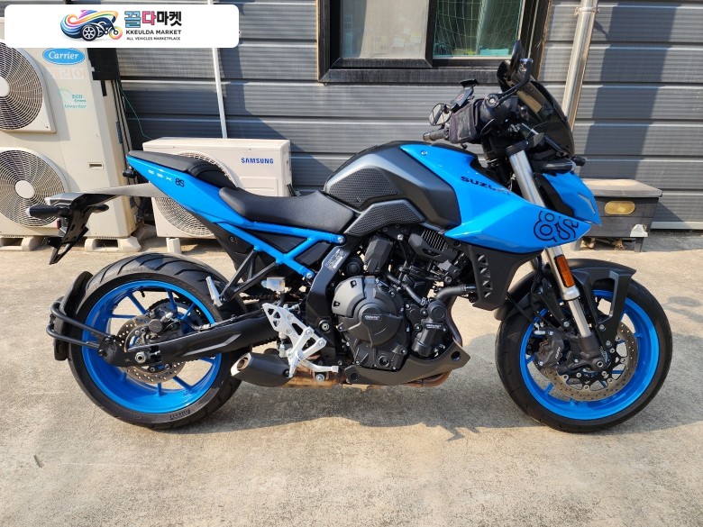 스즈끼 GSX 8 S 2024년식 SLBIKE 2024년식 스즈키 GSX-8S 블루 신차급 판매
