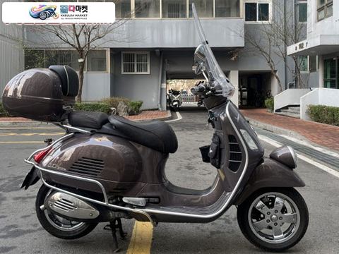 베스파 GTV 300 2012년식 베스파 GTV 300 이태리제작 팥죽이 판매합니다