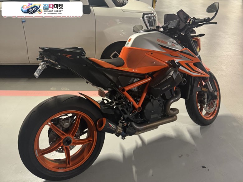 KTM 1290 슈퍼 듀크 R 2022년식 KTM 슈퍼듀크R1290 3세대
