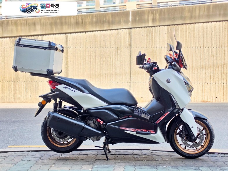 야마하 X 맥스 300 ABS 2023년식 Xmax300 야마하 2023년식 페리모델 판매합니다