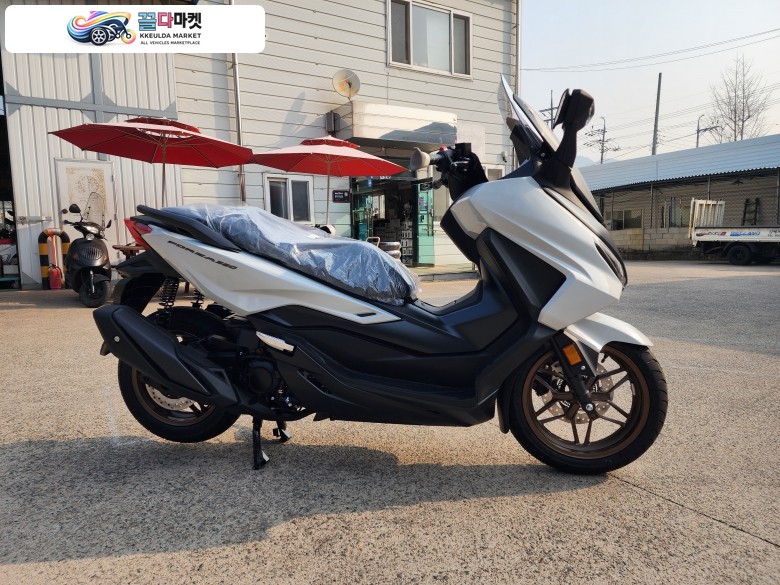 혼다 포르자 350 2026년식 [신차]HONDA 혼다 2026 포르자 350(FORZA) 쿼터급 스쿠터의 끝판왕!