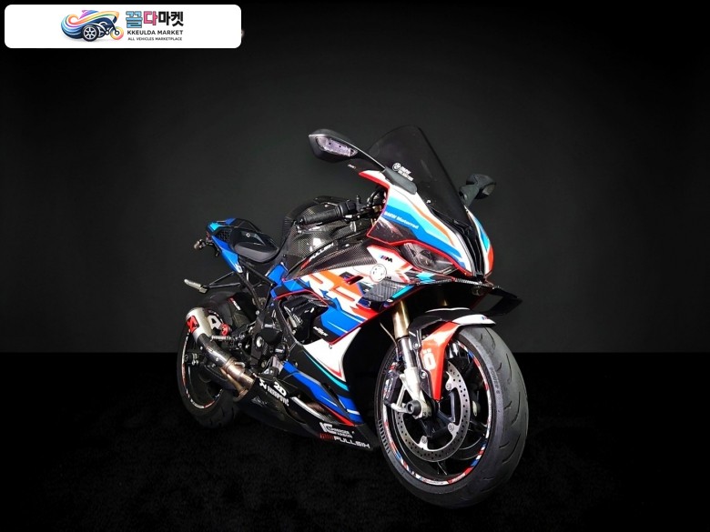 BMW S 1000 RR 2020년식 [BMW 공식모델] S1000RR ABS (신형) 슈퍼 스포츠 - 아크라포빅ST 슬립온 배기 구변완료 - 무사고 관리잘된 깔끔한 홈서비스 중고매물 - 정직한 최고가 대차 및 매입을 도와드립니다.