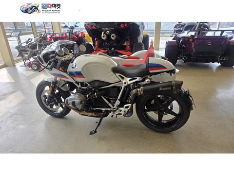 BMW R 나인 T 레이서 2020년식 BMW 싸이드카 (사진상의 바이크는 제외)