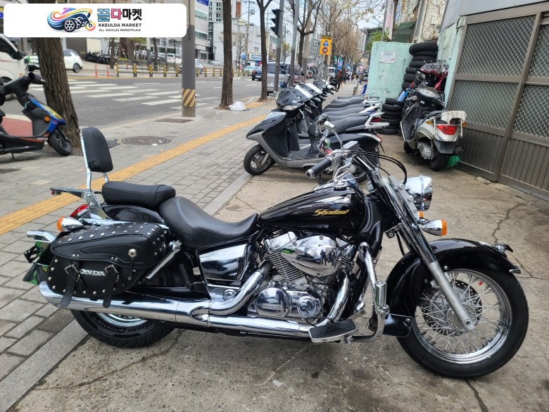 혼다 쉐도우 750 VT 2005년식 유성바이크   전차종 매입가능   대차 가능  깔끔  합니다  최상급 차량