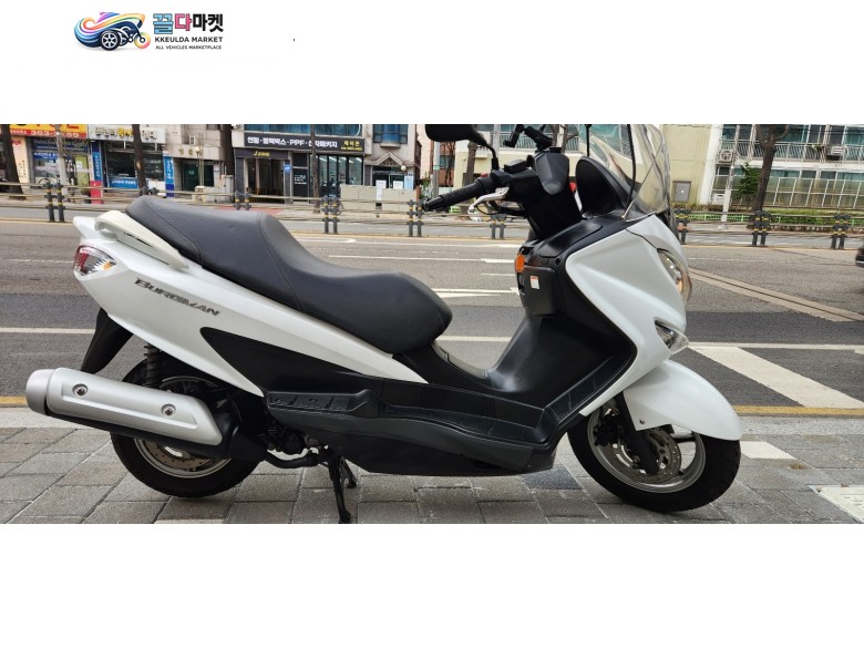 스즈끼 버그만 125 2015년식 버그만125 년식대비상태 최상!!! 정비완료 저렴하게분양합니다.
