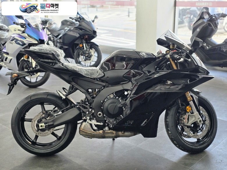 야마하 YZF R9 2026년식 26년식 야마하 YZF-R9 현금 프로모션과 사전예약 안내 드립니다.