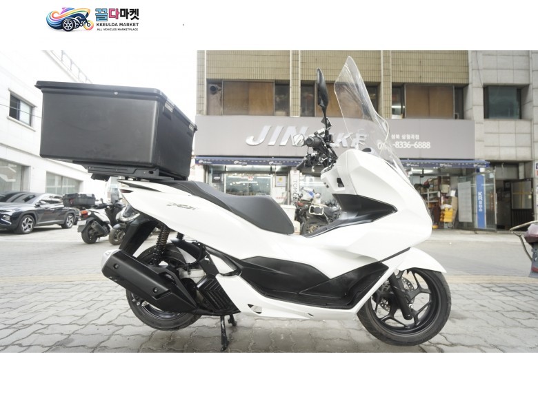 혼다 PCX 125 ABS 2022년식 키로수적고 배달풀세팅 되어있는 2022년PCX125 ABS팝니다