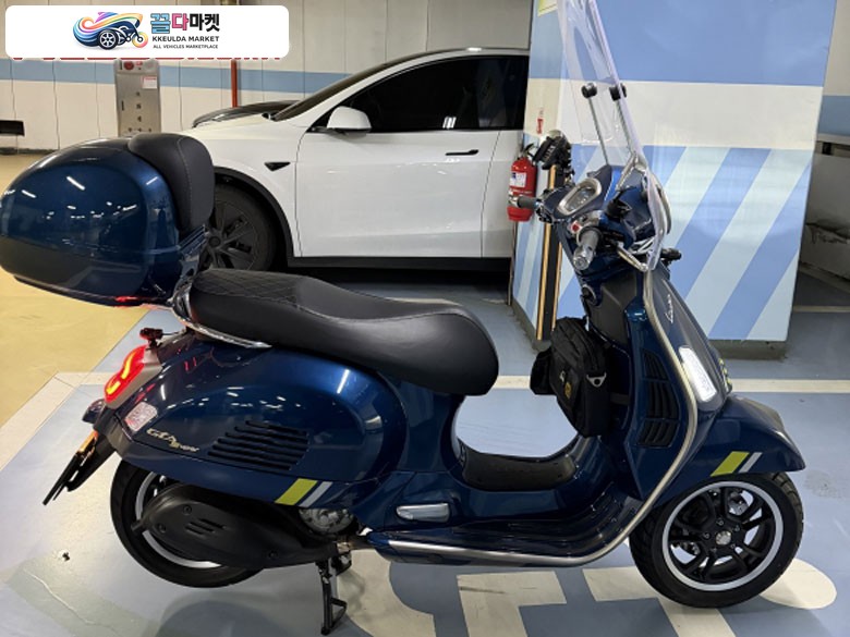 베스파 GTS 300 슈퍼테크 2025년식 베스파 슈퍼테크 300