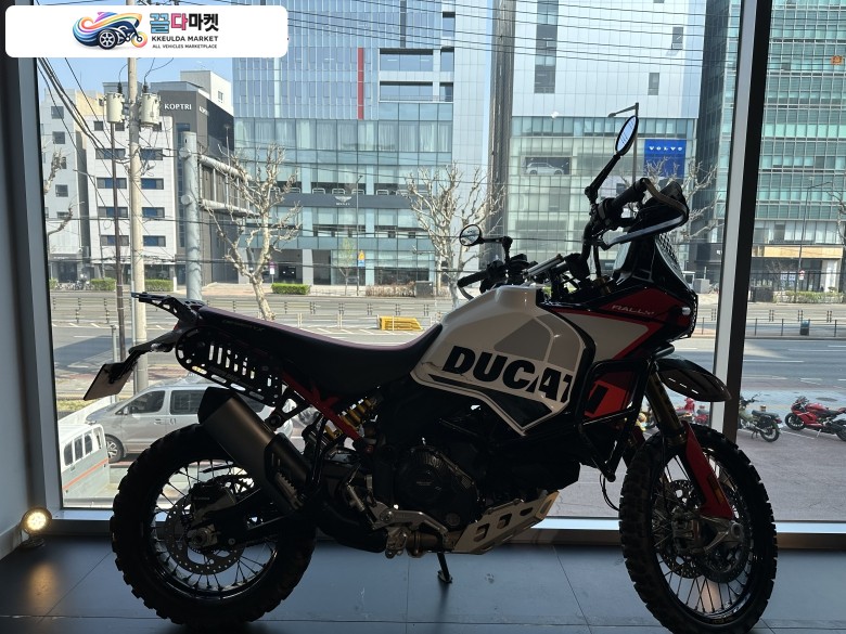두카티 데저트 X 2024년식 데저트엑스 랠리 풀옵션