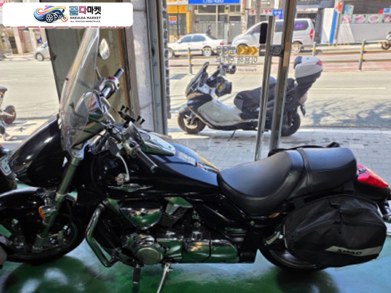스즈끼 인투루더 M 1800 R 2007년식 스즈키 인트루더 1800
