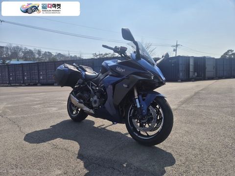 스즈끼 GSX S 1000 GT 2022년식 흔하지 않은 다크블루
