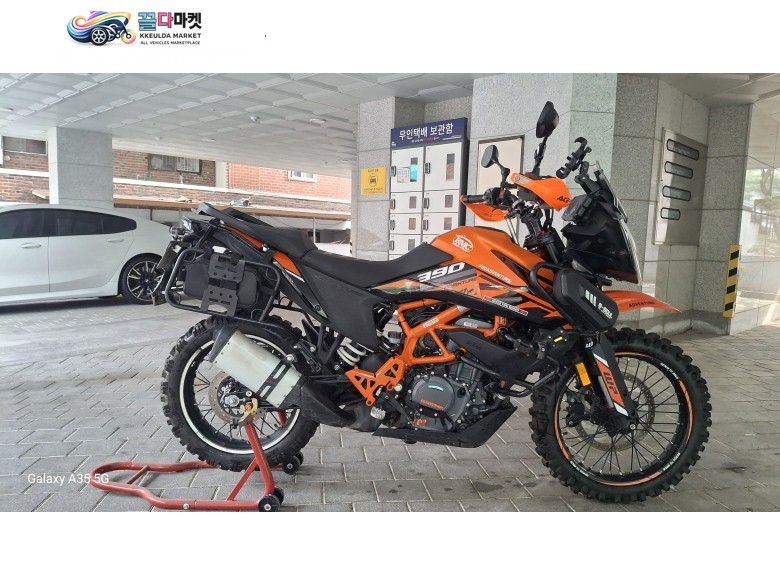 KTM 390 어드벤처 2023년식 KTM 390어드벤쳐SW 팝니다.