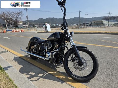 할리데이비슨 블랙라인 2012년식 2012년 귀한 소프테일 블랙라인 판매합니다