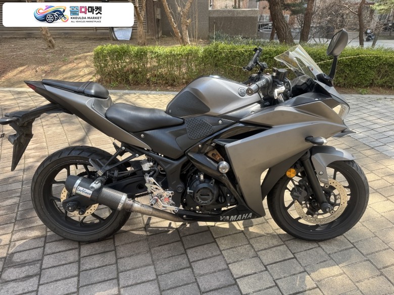 야마하 YZF R3 2017년식 야마하 yzf r3 17년형 풀배기 abs 모델 판매합니다