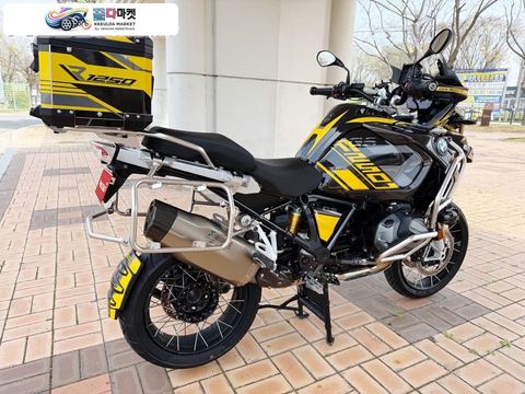 BMW R 1250 GS 어드벤처 2023년식 BMW R1250GSADV 일인신조 풀데칼(트리플블랙)2023년식 판매합니다.