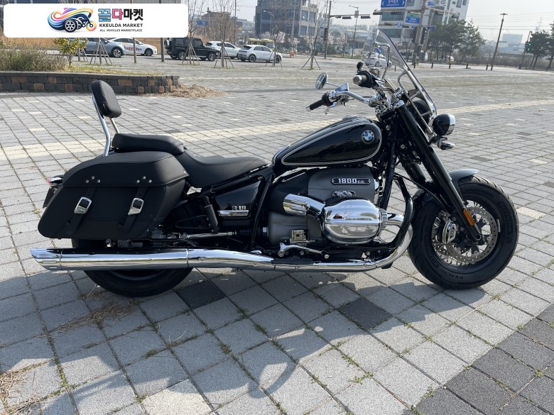 BMW R 18 클래식 2021년식 BMW R18C First Edition 21년식 신차급 차량 판매합니다.