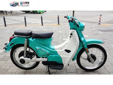 엘로이 이모션 2023년식 [80만원파격할인!] 엘로이 [이모션 전기스쿠터] 민트칼 창고대방출!! 카드 16개월 무이자상담가능! 매입대차가능!