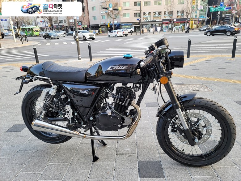 엘로이 헌터 125 S 2023년식 [80만원파격할인!]엘로이 헌터125S 유광블랙 (카드 16개월 무이자상담가능! 매입대차가능!)