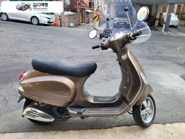 베스파 LX 125 2014년식 베스파 125CC 클래식 스쿠터 판매합니다