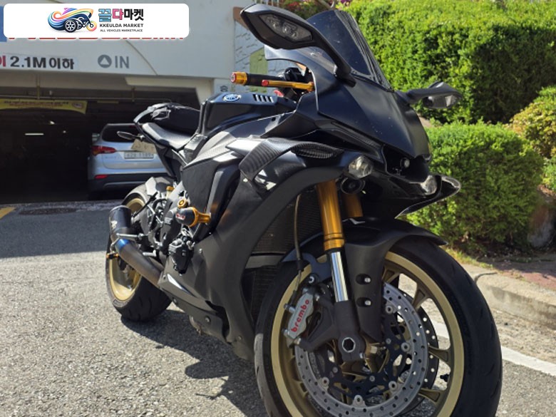 야마하 YZF R1 2019년식 귀하디 귀한 오스틴 합법 풀배기 R1 팝니다
