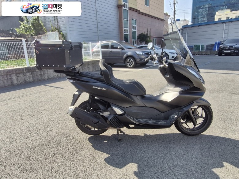 혼다 PCX 125 ABS 2021년식 21년식 혼다 PCX(출퇴근용) 15000km 판매 합니다
