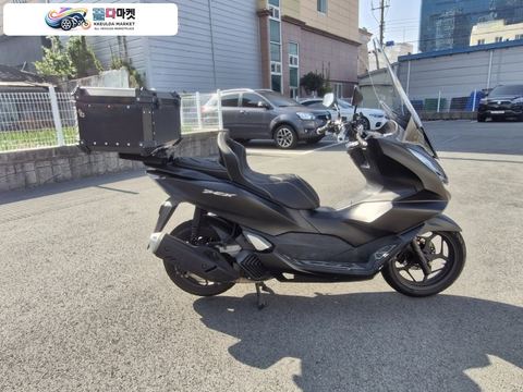 혼다 PCX 125 ABS 2021년식 21년식 혼다 PCX(출퇴근용) 15000km 판매 합니다