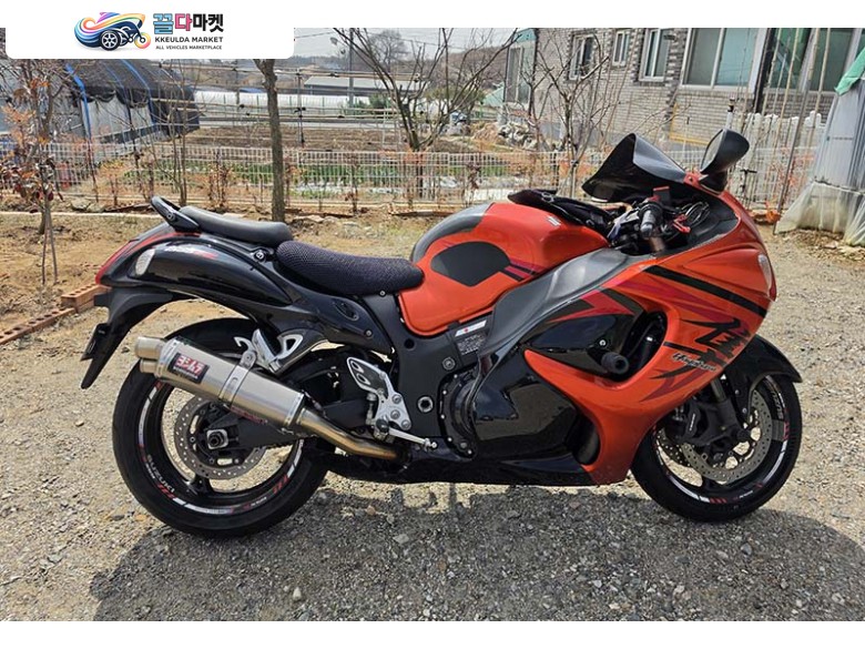 스즈끼 하야부사 2008년식 하야부사GSX1300R  최신상품과 같은 아주 최상의 관리상태입니다.