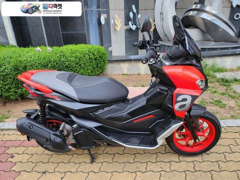 아프릴리아 SR GT 125 2023년식 아프릴리아 SR GT125 짧은 키로수